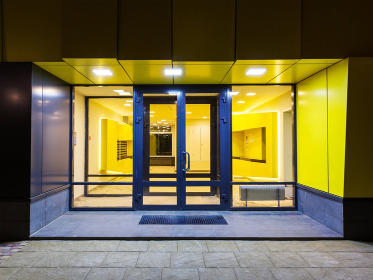 Каждый четвёртый москвич считает входную группу полноценным пространством для общения