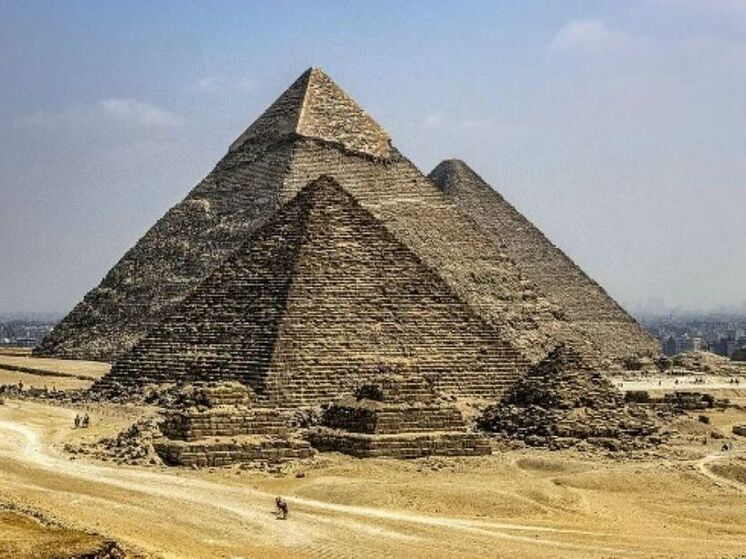 Итальянские исследователи настаивают на наличии под пирамидами в Гизе таинственных объектов