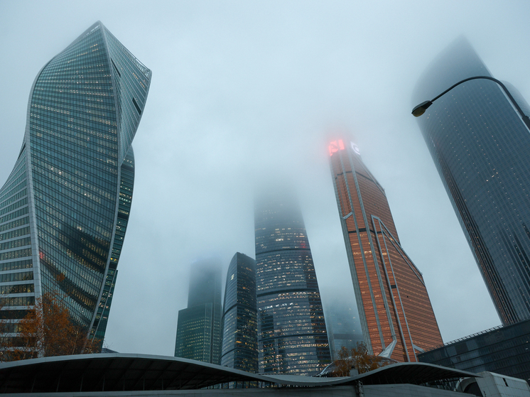 «Сайлент Хилл» в Москве: горожан предупредили о сильнейшем тумане