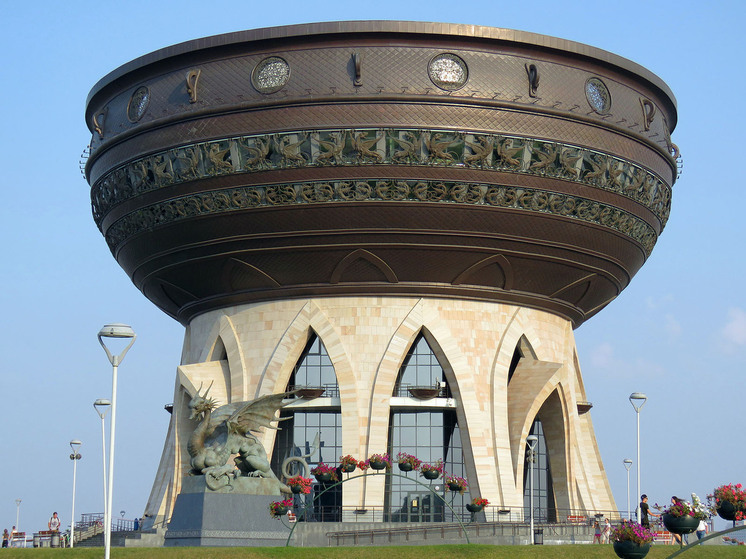 Стало известно, как учреждения работают в Москве в праздники с 2 по 4 ноября