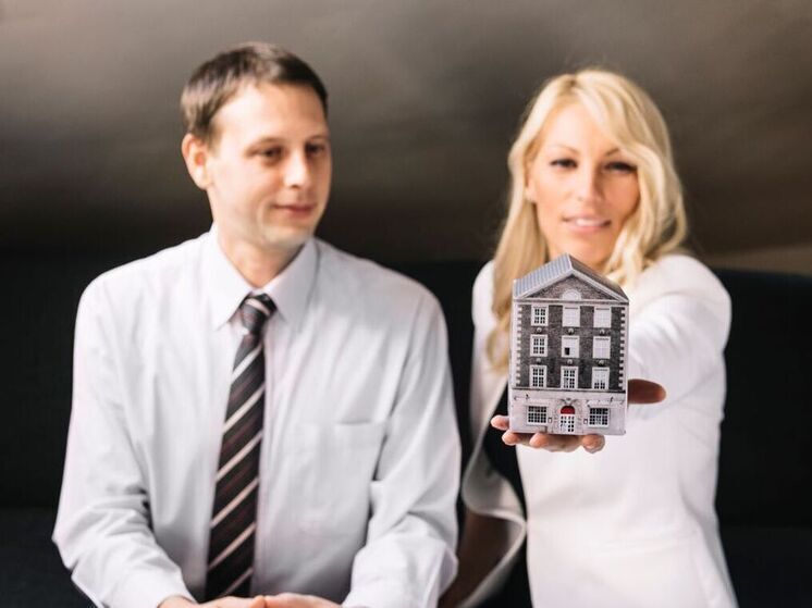 Эксперты составили портрет россиян, приобретающих жилье в наше нелегкое время