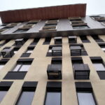 Юрист оценил ситуацию вокруг мошенничества с продажей квартир пожилыми людьми