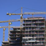 Россияне не верят обещаниям застройщиков, а прислушиваются к друзьям