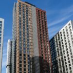 В поисках «запасного аэродрома»: 6 основных причин, по которым регионалы покупают столичное жилье