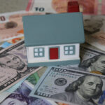 Врачи и социологи раскритиковали идею льготной ипотеки “за обещание родить”