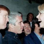 Демократы обнародовали новые фото из архива Эпштейна, на которых есть Трамп»>