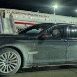 Грязный BMW для Навроцкого: в Польше разгорелся скандал после визита президента в Латвию»>
