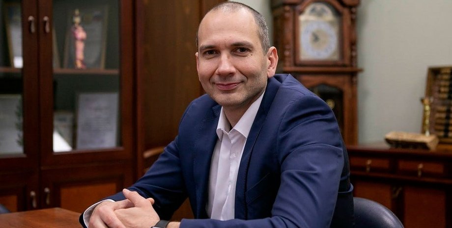 В России умирают топ-чиновники: найден мертвым бывший замминистра труда Алексей Скляр»>