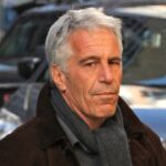 «Привоз» и неизвестная девушка: в файлах Эпштейна нашли видеозапись из Одессы»>