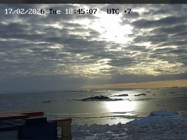 Россияне все-таки увидели солнечное затмение 17 февраля на станции Мирный в Антарктиде