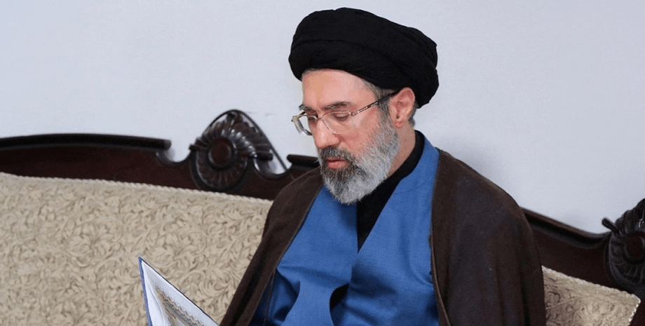 По предложению Путина: раненого лидера Ирана Моджтабу Хаменеи вывезли в РФ, — кувейтское СМИ»>