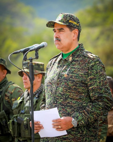 Николас Мадуро, кубинские наемники